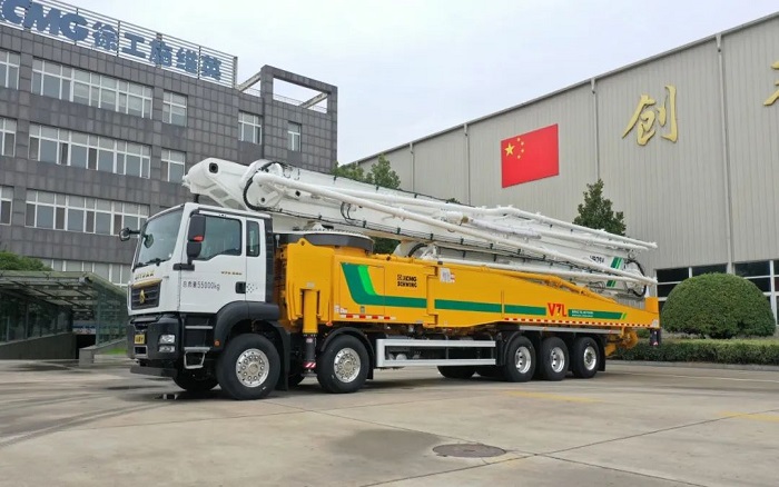 bauma CHINA丨杰出持续 全球五桥最大全律例8827太阳集团75米泵车首台下线