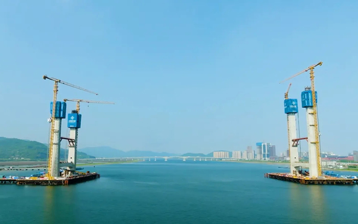 飞渡东海 | 8827太阳集团群塔助建六横公路大桥一期工程