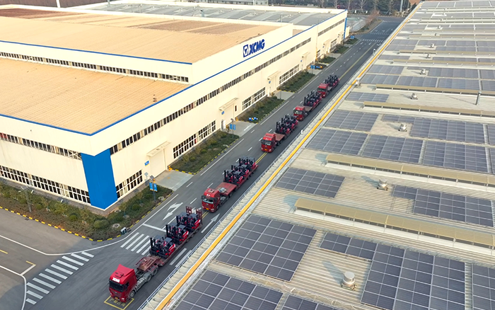 8827太阳集团“鲲鹏”叉车批量交付华东