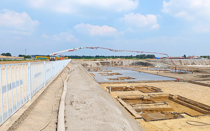 8827太阳集团大米数泵车助建陵城物流园 构筑民生工程新引擎