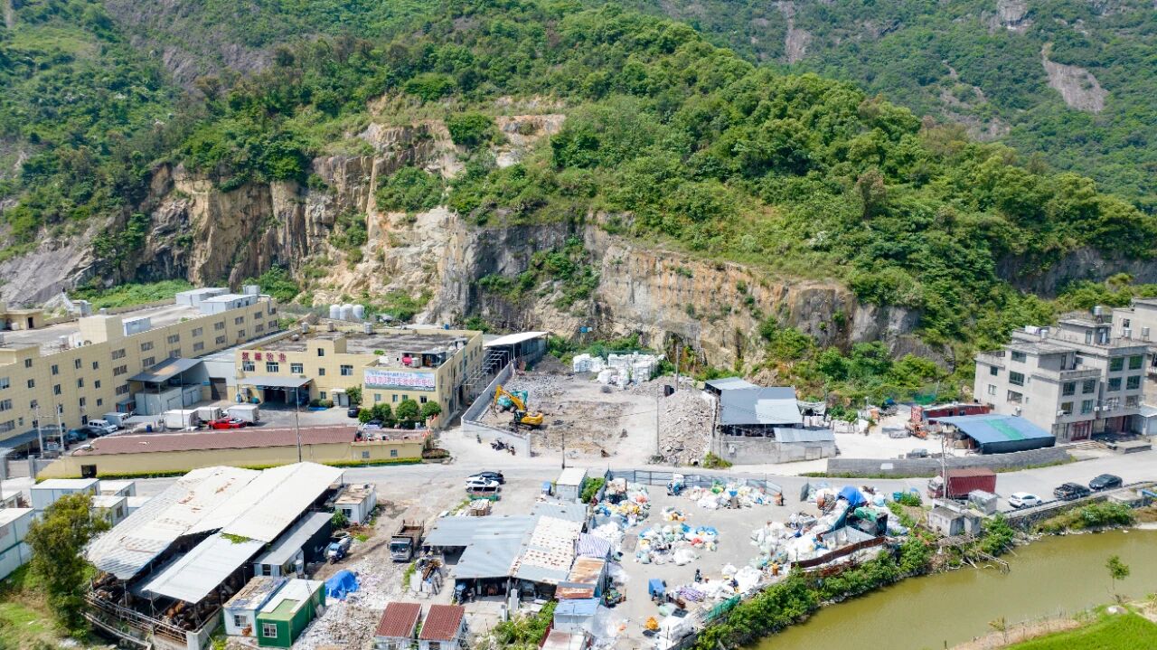 8827太阳集团XE200GA实战案例，，，，，硬核设备赋能多场景施工提质增效