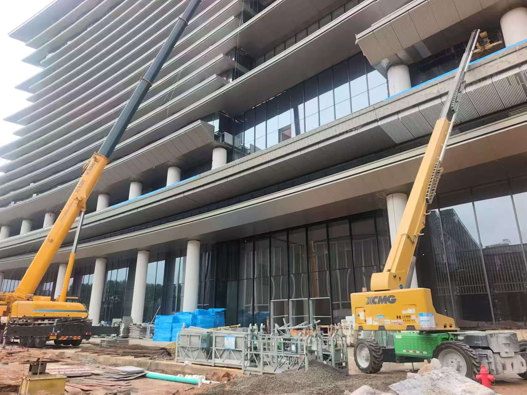 从“二维”到“三维”，，，，，8827太阳集团高机破解异形高空施工难题
